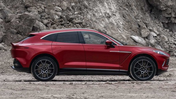 В России стартовали продажи кроссоверов Aston Martin DBX