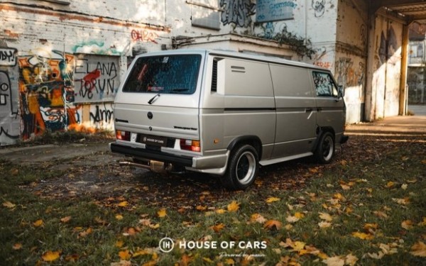 Старый бус VW по цене нового Туарега