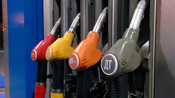 Акцизы на бензин, дизельное топливо и автомобили выросли в РФ на 4 %