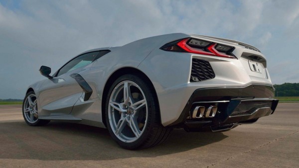 Стало известно, на чём раньше ездили покупатели спорткара Chevrolet Corvette