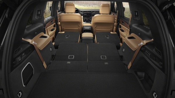 Компания Jeep представила обновлённый Grand Cherokee L