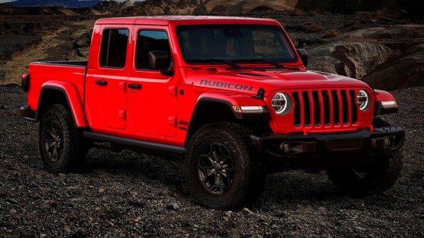 Владелец Jeep Gladiator лишился гарантии за езду по бездорожью