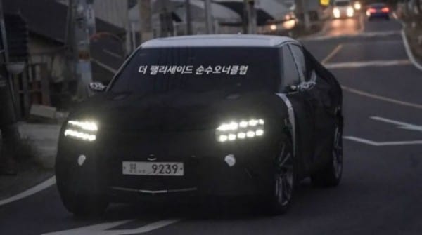 Фотошпионы запечатлели оптику нового Genesis JW EV