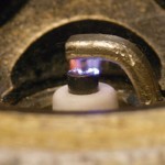 Почему детонирует двигатель