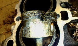 Почему детонирует двигатель