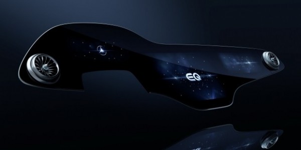 S-Class отдыхает: новый Гиперэкран для электрического Mercedes (видео)