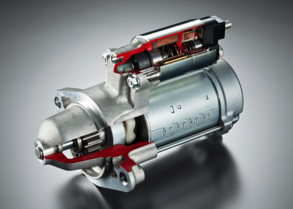 Стартер щелкает, но двигатель не крутится