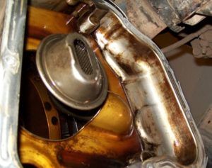 Стоит ли использовать промывку мотора перед заменой масла