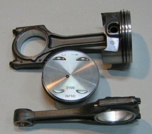 Застучал двигатель: что делать и как определить причину