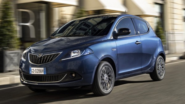 Представлен новый хэтчбек Lancia Ypsilon