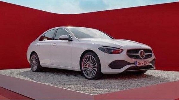Экстерьер и интерьер нового Mercedes-Benz C-класса рассекречены досрочно