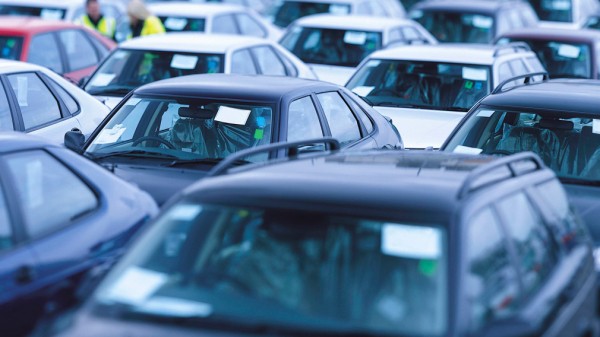 Автоэксперты предрекают дефицит на вторичном рынке в России