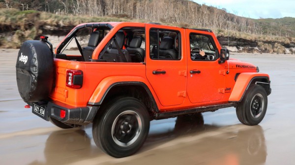 Новая версия внедорожника Jeep Wrangler может получить название Magneto