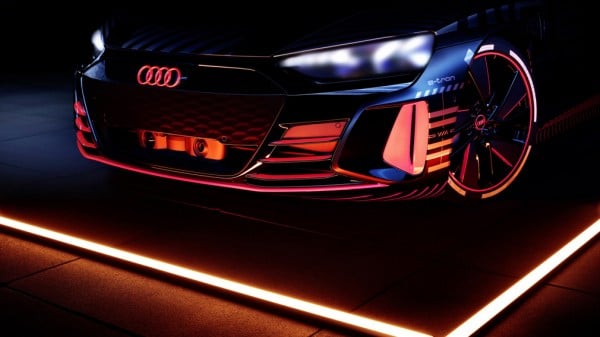 Электроседан Audi e-tron GT показали на видео перед премьерой