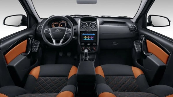 Назвали цены на новую Lada Largus