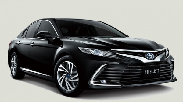 Toyota выпустила тюнинг-комплекты для обновленной Camry