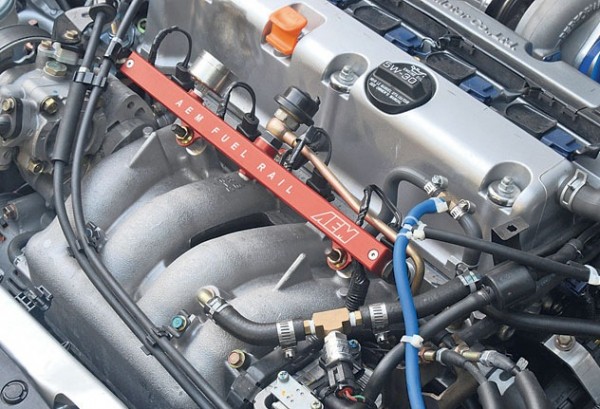 Как проверить давление бензонасоса