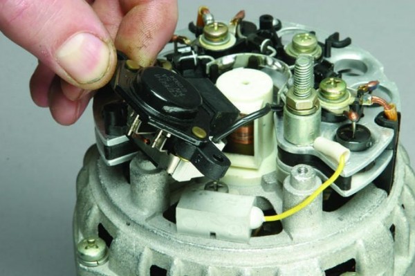 Как проверить реле регулятор