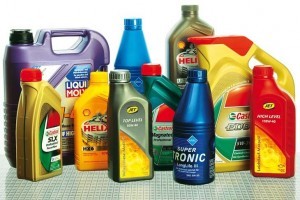 Моторное масло: можно ли смешивать масла?