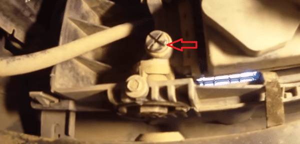 Слив антифриза или тосола из системы охлаждения и блока двигателя