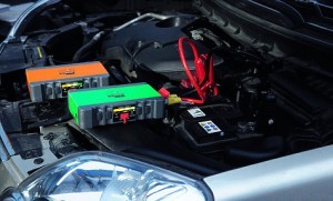 Устройство для запуска мотора при разряженном аккумуляторе