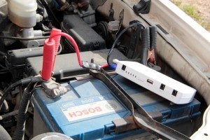 Устройство для запуска мотора при разряженном аккумуляторе