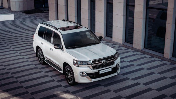 Экологи требуют запретить рекламу внедорожников и кроссоверов