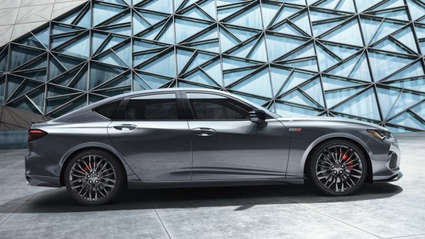 Бренд Acura назвал характеристики своего самого мощного седана