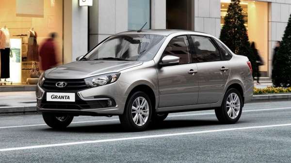 ТОП-3 бюджетных автомобилей для такси