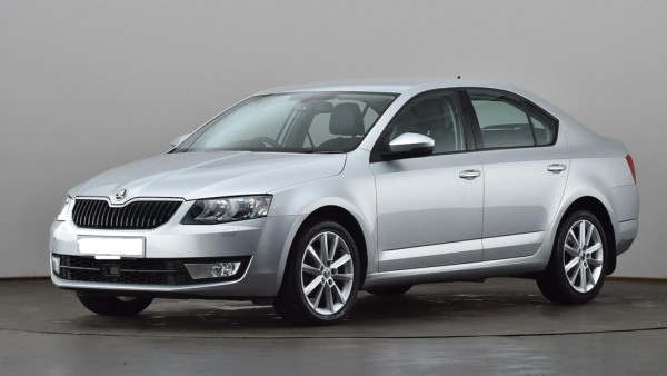 Около 700 автомобилей Skoda Octavia попали под отзыв в РФ