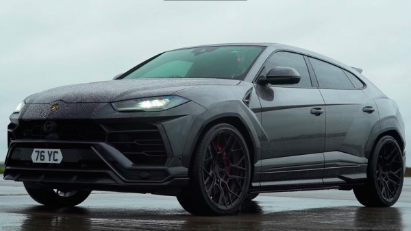 Немецкий BMW X6 M сразился с Lamborghini Urus на прямой