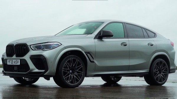 Немецкий BMW X6 M сразился с Lamborghini Urus на прямой
