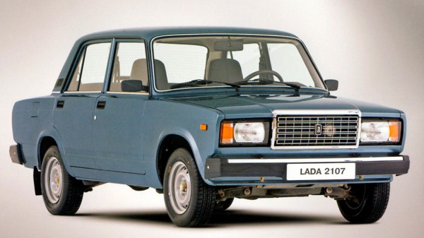 В ГИБДД назвали самую популярную марку в 2021 году в РФ