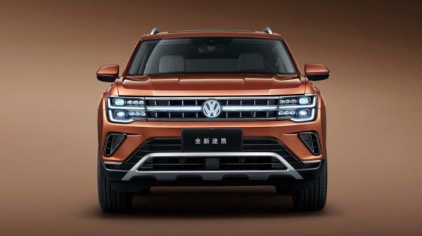 Обновленный Teramont получил светящиеся логотипы марки Volkswagen