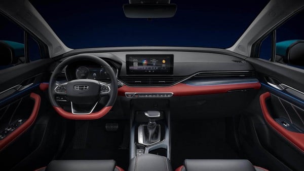 Компания Geely представила обновлённый кроссовер Emgrand GS 2021 года