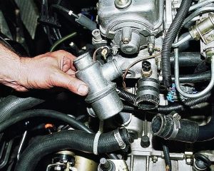 Лада Калина: замена термостата самостоятельно