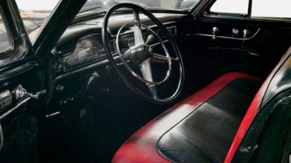 Предложение от которого нельзя отказаться: продается лимузин из &laquo;Крестного отца&raquo;