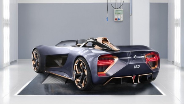 Студенты разработали для Suzuki гибрид спидстера и мотоцикла