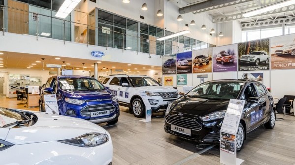 Перечислены автомобили, которые чаще всего покупают повторно в России