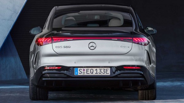 Mercedes объяснил отсутствие боковых камер на флагманском электрокаре EQS