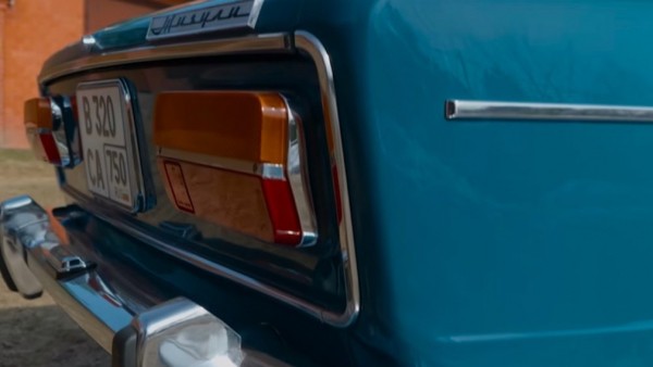 В Сети рассказали про редкий ВАЗ-2103В