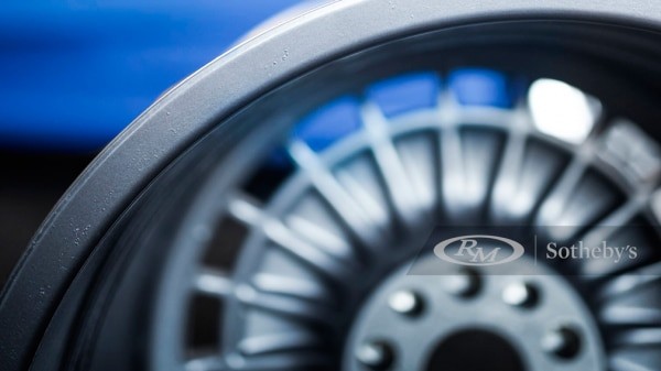 Колёсные диски Bugatti по цене самого дорогого автомобиля Lada уйдут с молотка