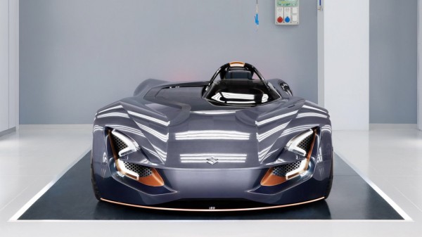 Студенты разработали для Suzuki гибрид спидстера и мотоцикла