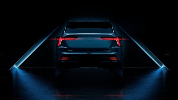 Компания Mitsubishi раскрыла внешность электрокроссовера Airtrek