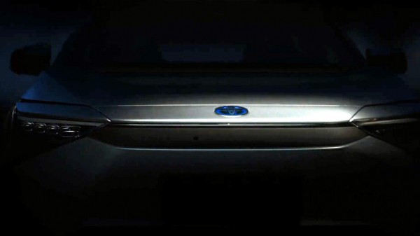 Концепт электрического кроссовера Toyota 2021 года презентуют в Шанхае