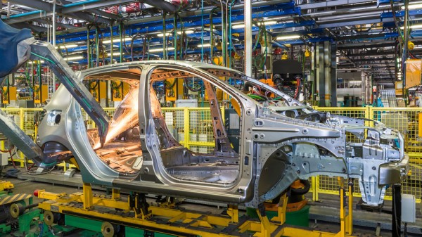 &laquo;АвтоВАЗ&raquo; ищет инженеров-конструкторов для создания новых моделей Lada