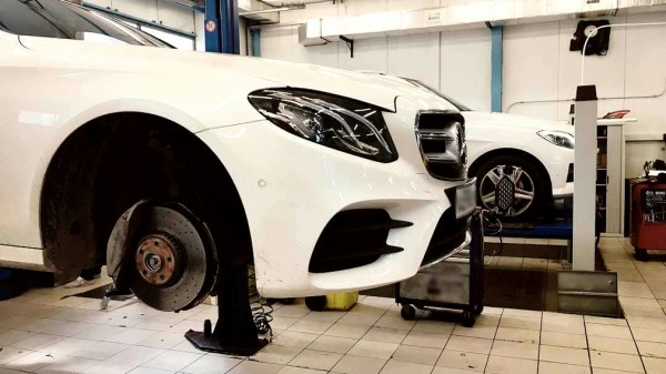 Названы пять самых дорогих в обслуживании авто