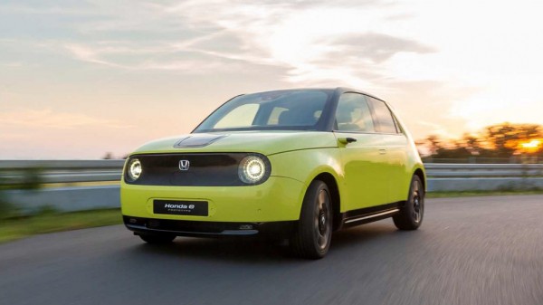 Электрокар Volkswagen ID.4 заслужил премию &laquo;Всемирный автомобиль 2021&raquo;