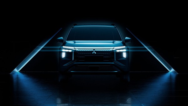 Компания Mitsubishi раскрыла внешность электрокроссовера Airtrek