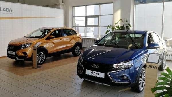 Перечислены автомобили, которые чаще всего покупают повторно в России